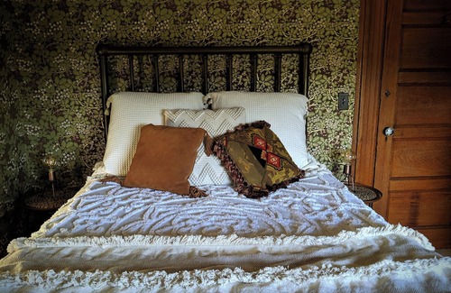 Kingston Bed & Breakfast | Heddwyn House