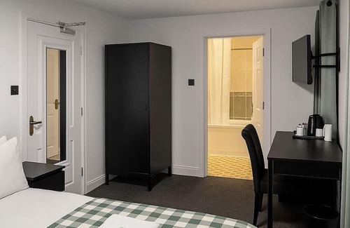 Leeds Apartment | St Michaels house