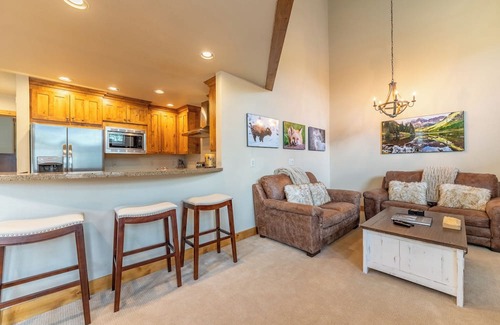 Keystone Villa | Autumn Brook #22