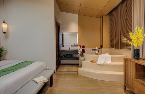 Shangri-La Hotel | The wonderland homestay