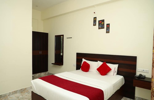 Krishnagiri Hotel | Mount View inn Krishnagiri