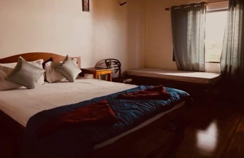 Anjarle Hotel | The Alphonso Mango County