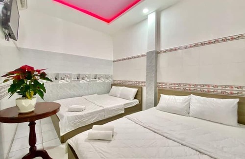 District 12 Hotel | Collection O District 12 -Mau Tim Hotel