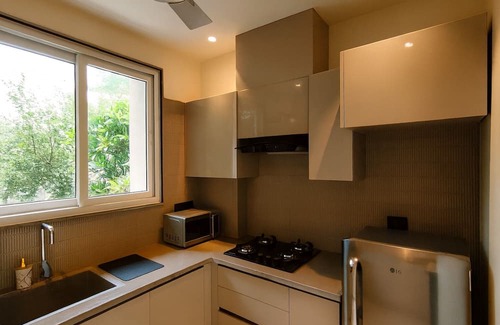 DLF City Apartment | Let'stay DLF Phase- 1