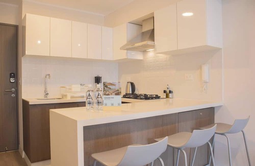 San Antonio Apartment | w Cozy 2BR w Balcony in Miraflores