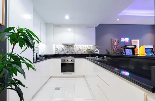 Downtown Dubai Apartment | Exclusive Paramount 2BR - Skyline