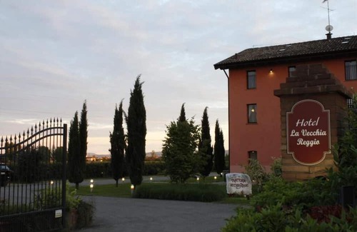 Reggio nell'Emilia Hotel | HOTEL LA VECCHIA REGGIO