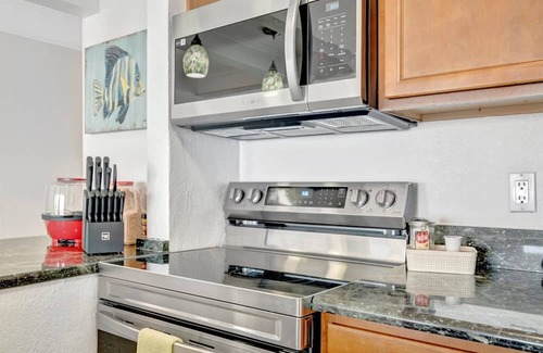 Rocky Point Apartment | Palm Court a Bayview 2 Bed Suite Heated Pool