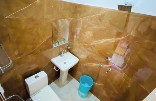 Gurdaspur Hotel | Saini Guest House