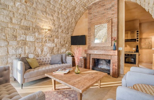 Kfardebian Apartment | Red Oak House With Garden & Terrace in Assia, Batroun