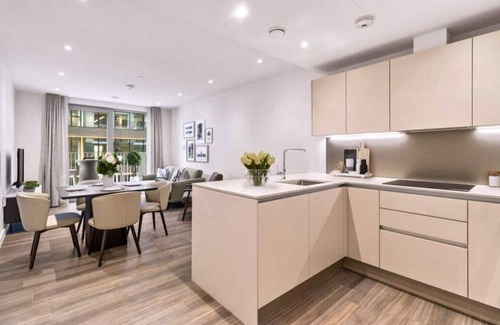 Nine Elms Apartment | 2bed-2bath-2balconylondoneyeview