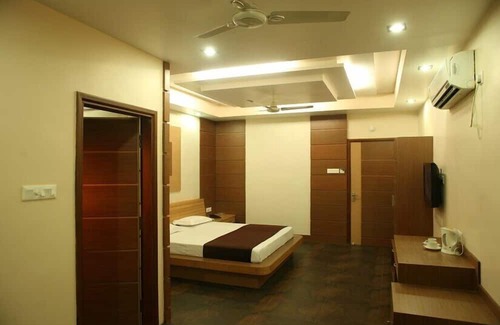 Kalighat House | Golden Retreat Guest House