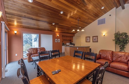 Dillon Apartment | Lake Cliffe #108, Building F