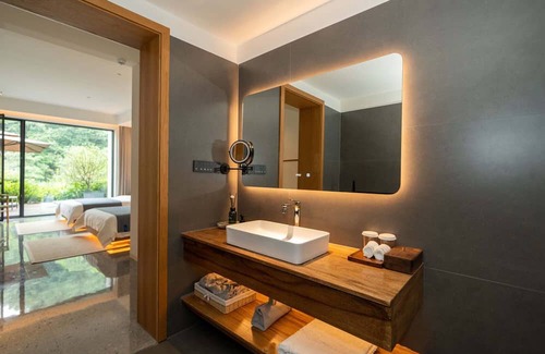 Emeishan Hotel | Emei Mountain Yi Qing Yin Resort Hotel