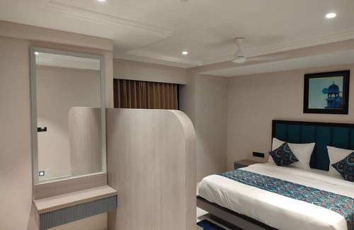 Ahmedabad City Centre Hotel | The Royal Times