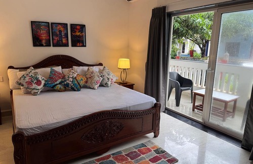 Morjim Hotel | Apricot Inn