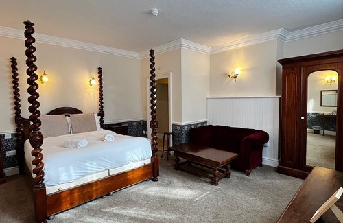 Beverley Hotel | The Lairgate Hotel