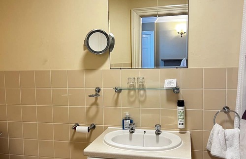 Beverley Hotel | The Lairgate Hotel