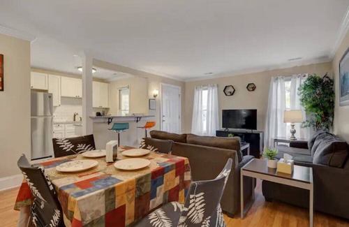 Durham Apartment | Orchid 2br 1ba At Hillside Park 2 Bedroom Apts by Quantum Suites