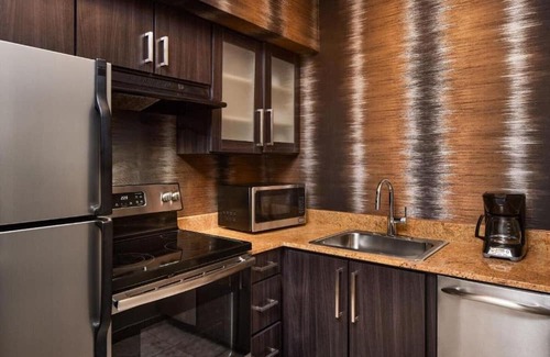 Downtown Denver House | Recharge at our extended stay hotel in downtown Denver