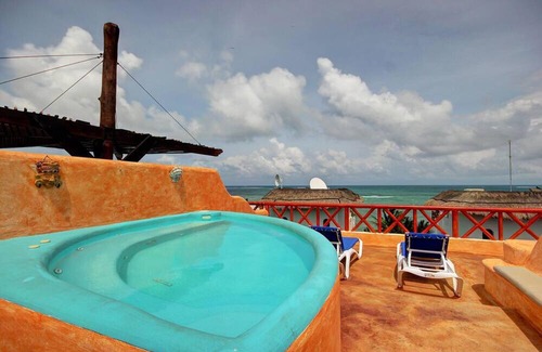 Puerto Morelos Condo | Luxury, Oceanfront condo with four master suites for family or groups