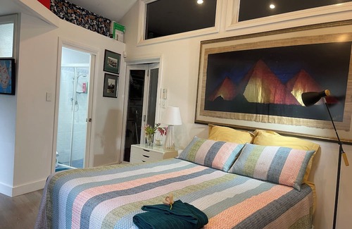 Manly Apartment | Private Guest Bedroom with ensuite and courtyard
