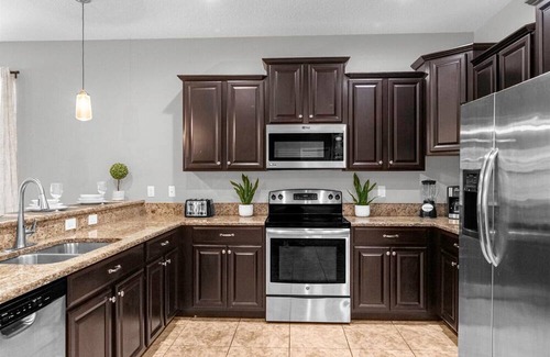 Davenport House | Upstay - 23-Guest Mansion w Pool Game Room and BBQ