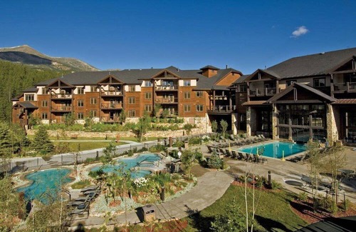 Four O'Clock Condo | Super Bowl week Ski-in/Ski-out Suite 5 Star Grand Timber Breckenridge