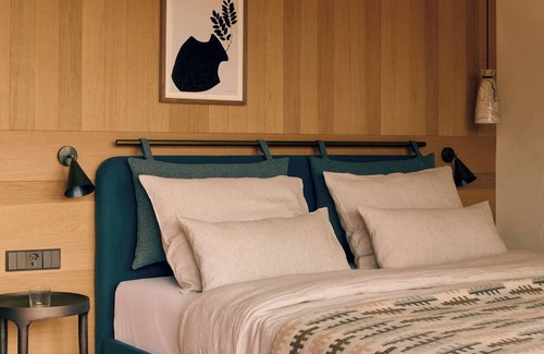 Adelboden Hotel | The Brecon
