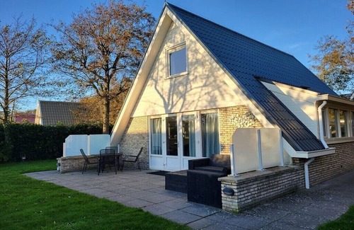 Callantsoog Boat Rental | SP 32 Comfortable holiday residence