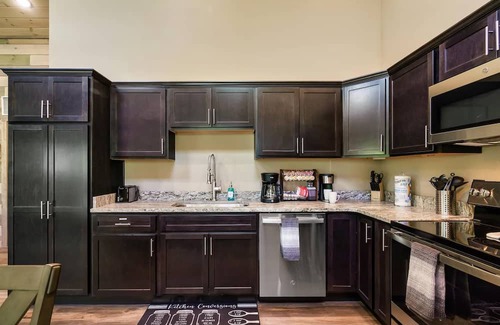 Sevierville Apartment | Mountain Cabin Getaway Jacuzzi Stunning Views