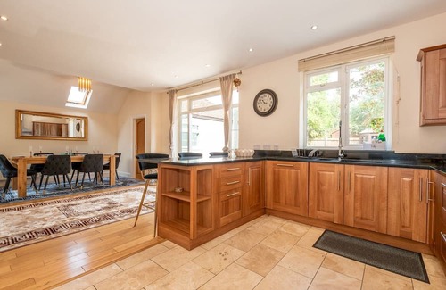 Coombe Vale House | Spacious serenity - large family home near city | Pass The Keys
