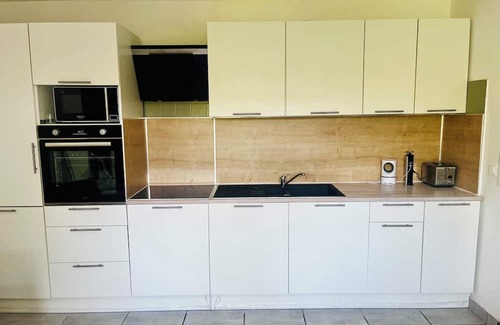 Gallargues-le-Montueux House | Large renovated house