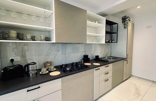 San Gwann Apartment | Charming 3-bedroom Maisonette with AC, WiFi in San Ġwann
