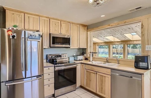 Leadville House | Leadville Race Series Retreat! Beautiful home w/mountain views steps from river.