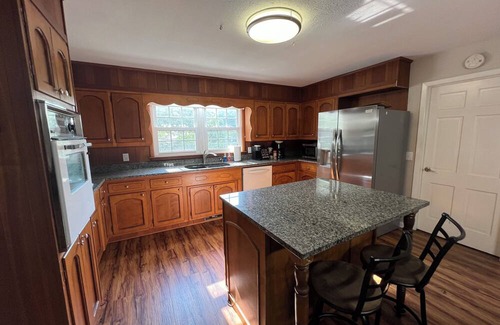 Arab House | Spacious 4 bedroom 3 fullbath home <10 mi to Guntersville Lake, 20 mi to Cullman