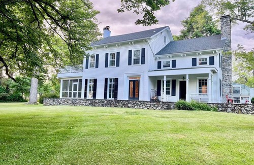 Clinton Corners House | Grand Colonial Home on Quiet Road with Giant Trees, acres of lawn and Pool