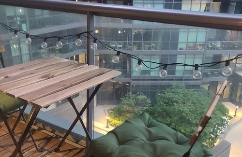 Fort York House | Cozy & beautiful Hotel in downtown TO.
