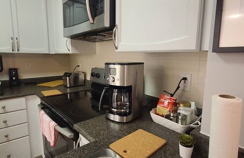 Fort York House | Cozy & beautiful Hotel in downtown TO.