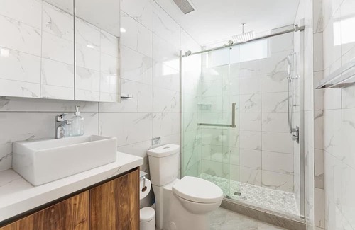 West End Apartment | Premier Designer Studio in Central West End DT!