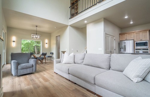Rogers House | Cozy Lakefront Home on Beaver Lake, Rogers AR: "AR Halliday"nBRAND NEW HOME!