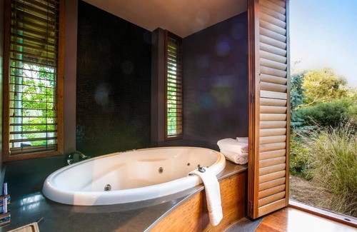 Hepburn Springs Apartment | Private Villa