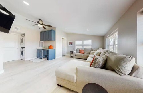 Port Isabel Condo | Beautiful Waterfront Getaway with Docks!