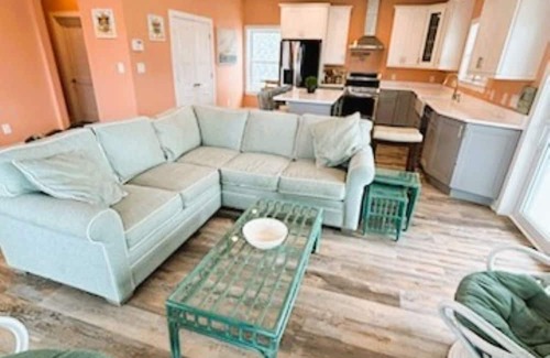 North Wildwood Apartment | EXPANSIVE DECKS BREATHTAKING BAY VIEWS! GREAT LOCATION!