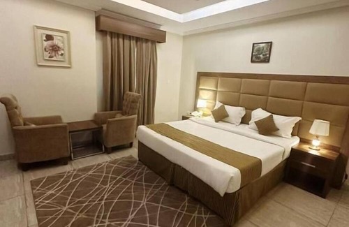 Sari Street Apartment | Gold Palace hotel