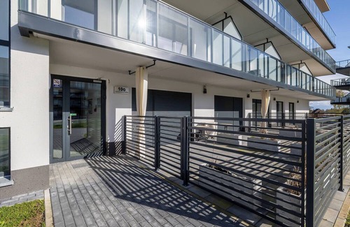Dziwnow Apartment | Apartment With Parking by Renters