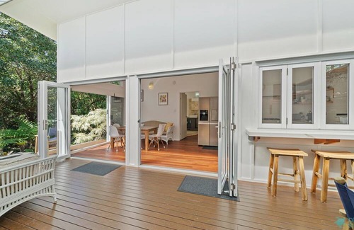 Point Lookout House | Straddie Glasshouse by Discover Stradbroke