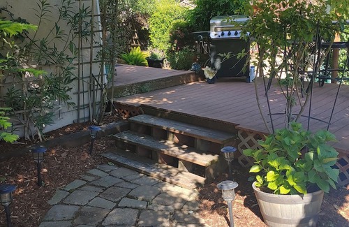 Loomis Apartment | Two bedroom apartment in the country. With its own private hot tub!
