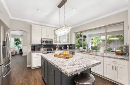 Paradise Park Vista House | SO MUCH 2 DO-Dreamy Summer Getaway!POOL/GAME ROOM