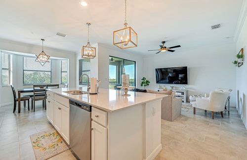 Lakewood Ranch Condo | Bradenton Condo on Golf Course: Steps to Pool!